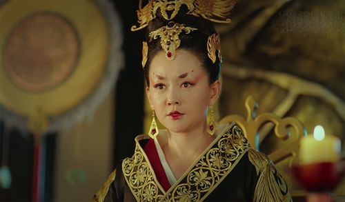 东宫娘娘爱桃前，本期三九定有尾是什么生肖，精选作答落实
