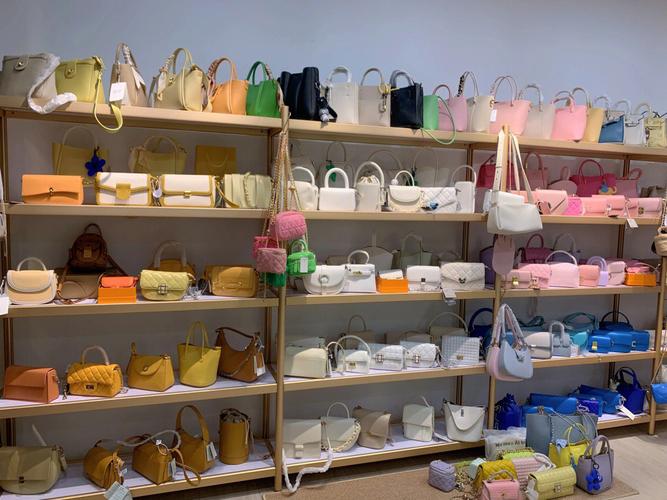 包包店名朗朗上口_