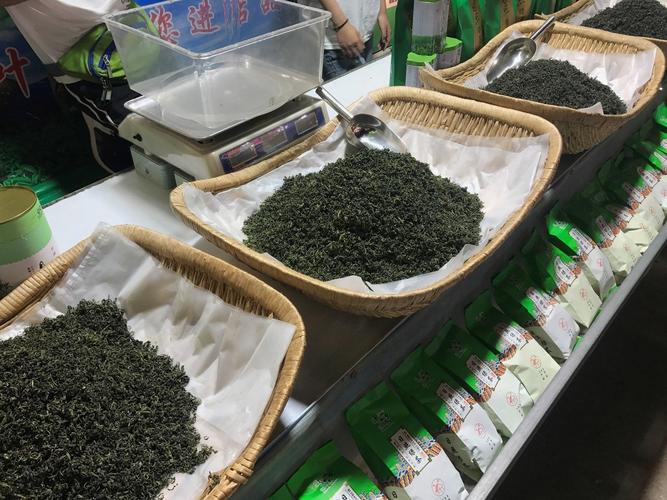 绿茶加工店铺起名字大全（绿茶饮食店）
