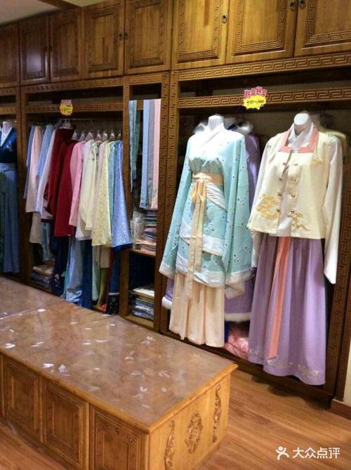 用心做汉服店铺起名大全（汉服店起什么名字）