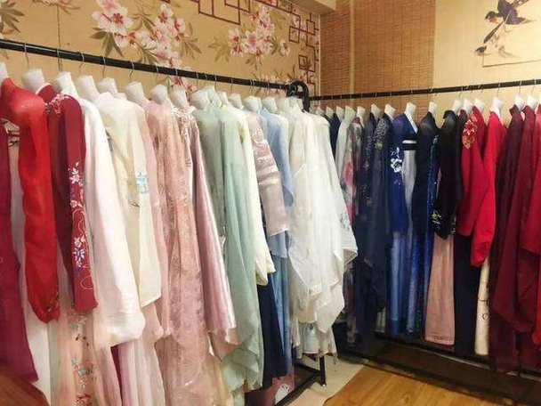 用心做汉服店铺起名大全（汉服店起什么名字）