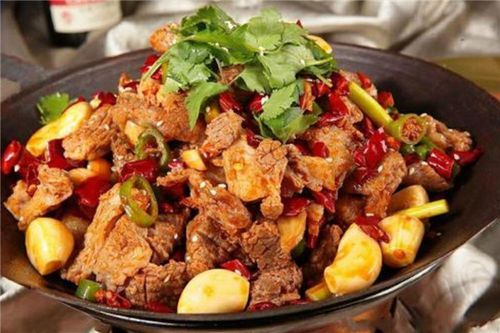 干锅牛肉馆店铺起名大全（干锅牛肉加盟热线）