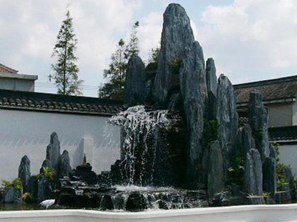 园林假山公司起名字（园林假山制作承包商）