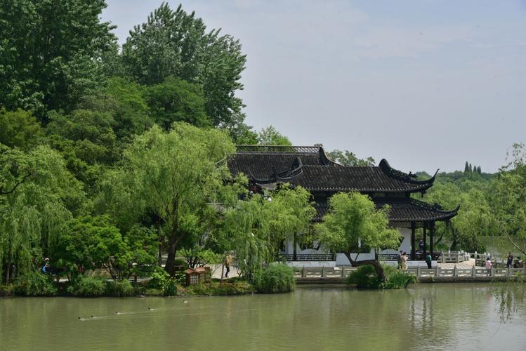 瘦西湖在哪个城市_著名的瘦西湖在哪个城市