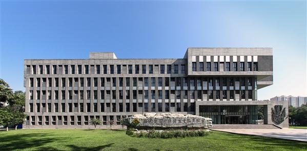 低碳建筑公司怎么起名字（低碳建筑材料上市公司）
