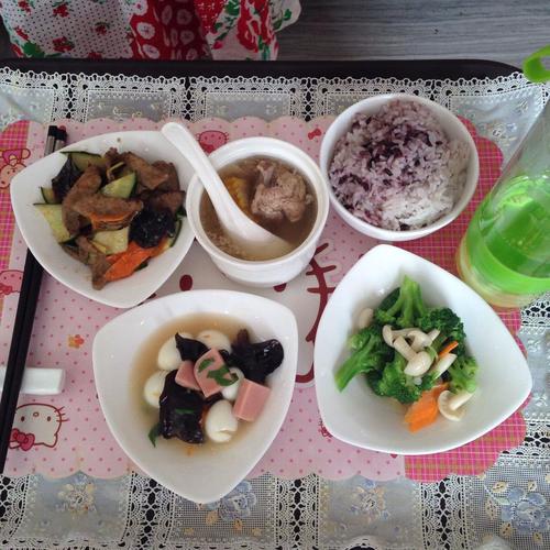 月子餐店铺起名大全三个字（月子餐店起啥名字好听）