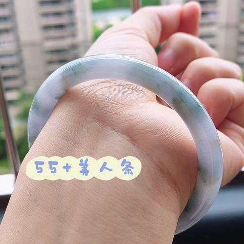 翡翠店铺起名字大全集女（翡翠店起名高大上的）