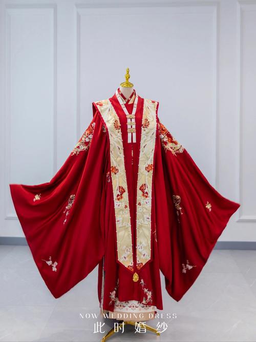 卖汉服婚服店铺起名大全（卖汉服婚服店铺起名大全怎么起）