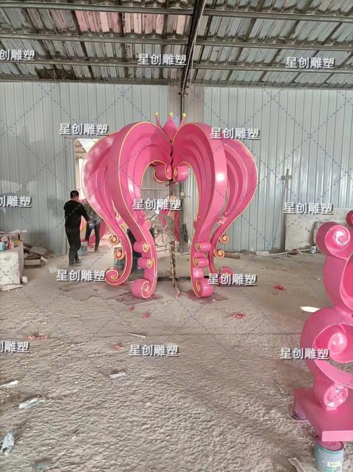 雕塑店铺起名字大全女生（雕塑厂名字大全）